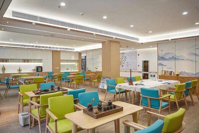 中心价格一览立即预约参观麻将胡了2广州悦年华颐养(图3)